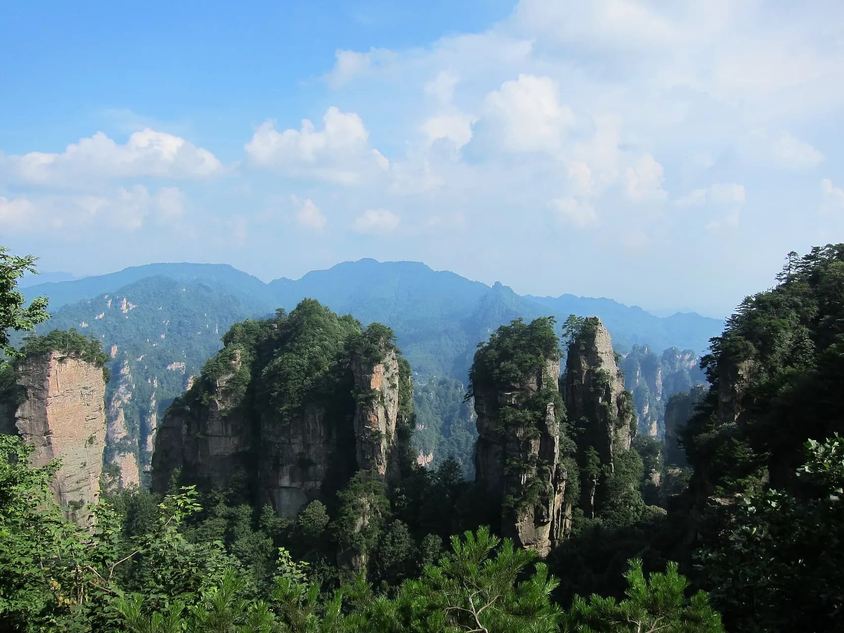 China journeys with room for cities, scenery, and calm pacing.