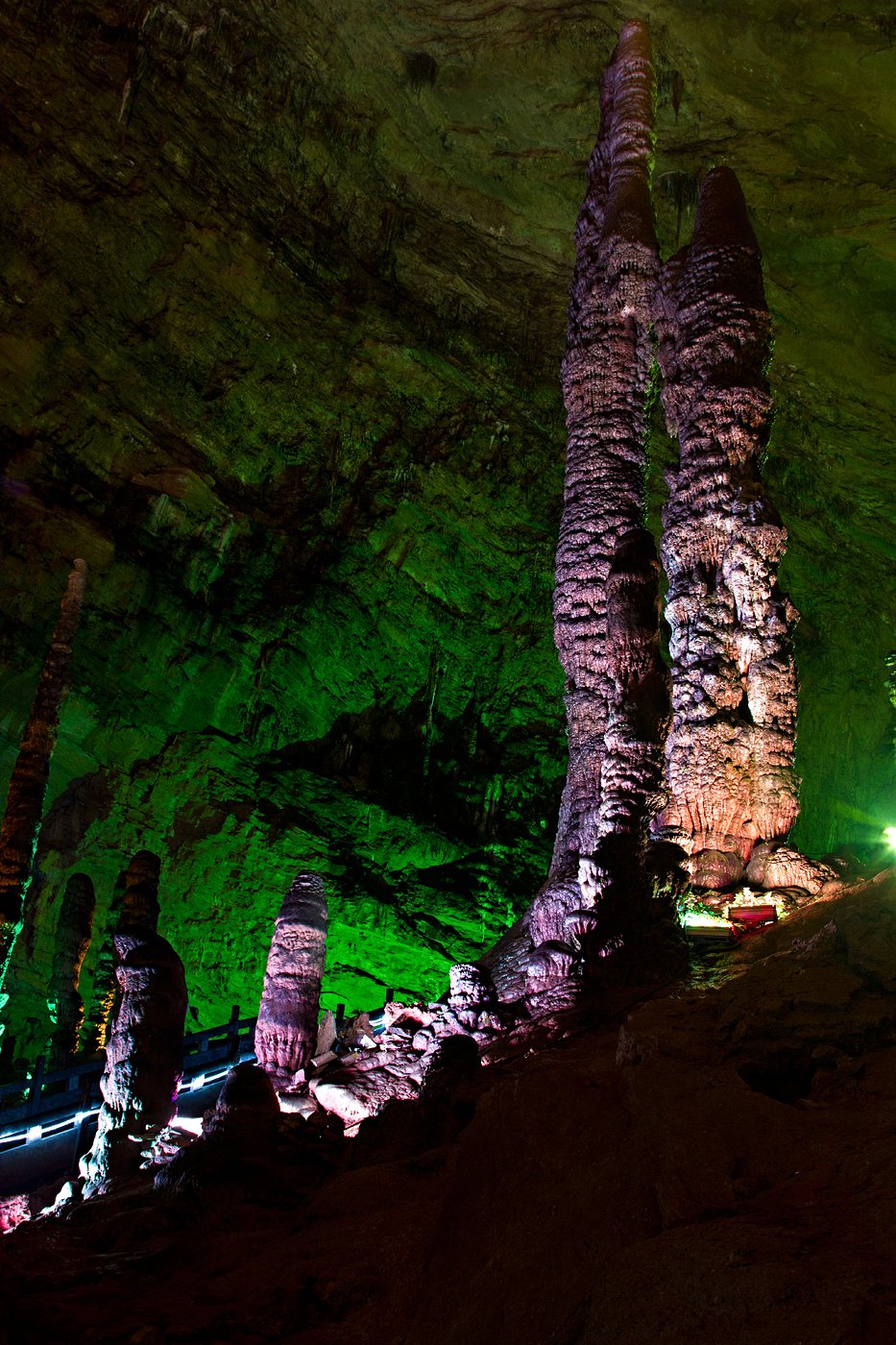 Huanglong Cave in Zhangjiajie